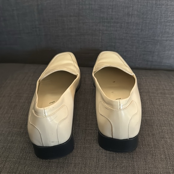 Prada, beautiful penny loafers worn once size 7 tan - Picture 3 of 5